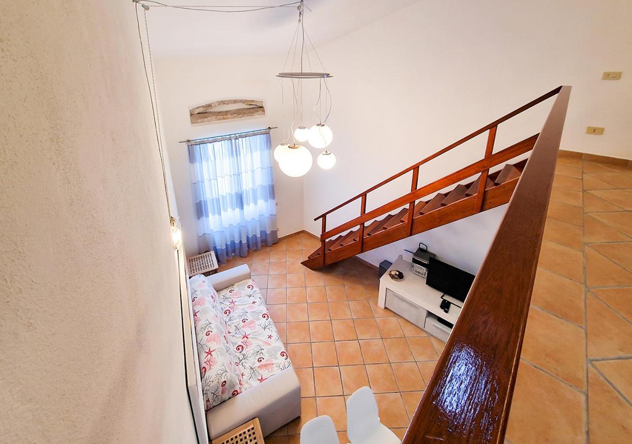 Murphy Holiday Home - Residenza Baro Ла-Маддалена Экстерьер фото